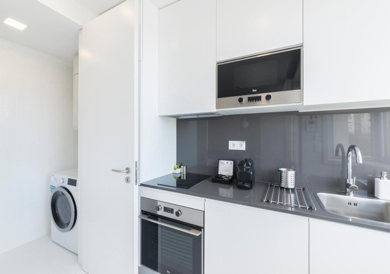 Apartamento Bo - Julio Dinis * Apartments & Parking Porto